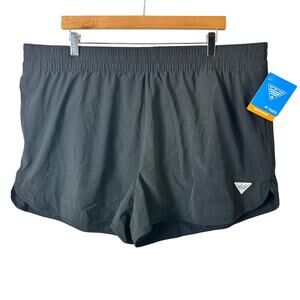 Columbia PFG Fishing Shorts Womens XXL Black Omni Shade 50 UPF Moisture Wicking